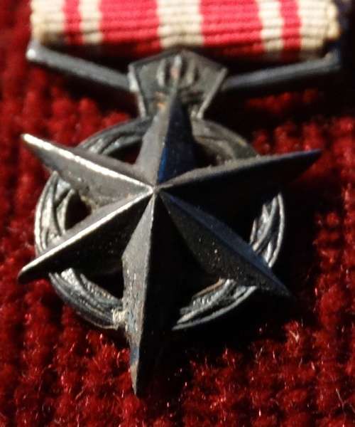 ## 7 SAP Miniature Medals   ##  With SA Cross For Bravery & Star For Distinguished Serv.