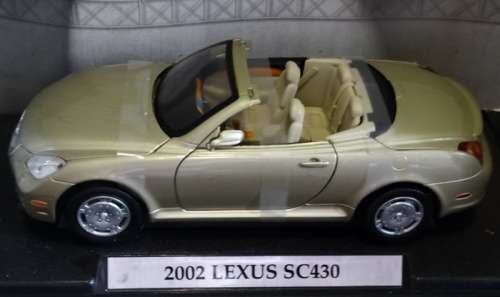 2002 Motormax Lexus SC430 1/18 Scale
