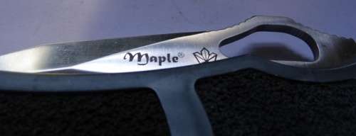 Maple Pocket Knife with Belt Clip (10cm blade)