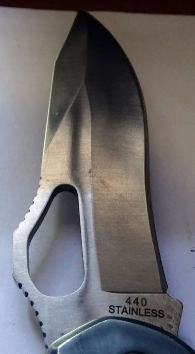 Maple Pocket Knife with Belt Clip (10cm blade)