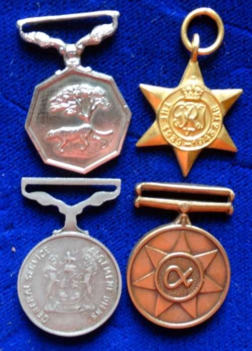 4 WW2 & SADF Miniature Medals