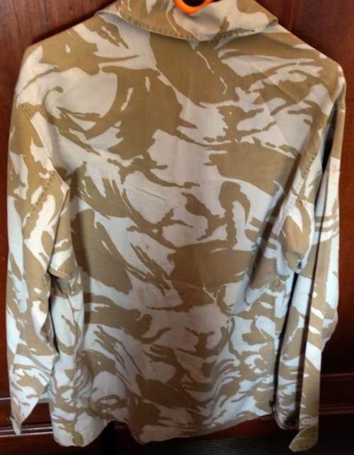 ##1 Desert Storm Uniform to a British Soldier (Shirt & Pants) Large##