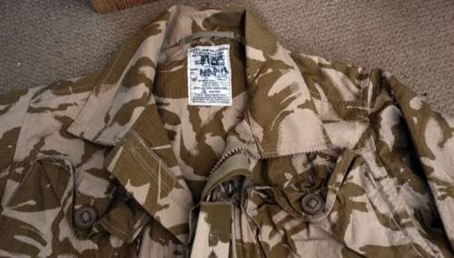 ##2nd Desert Storm Uniform to a British Soldier (Jacket) Large##
