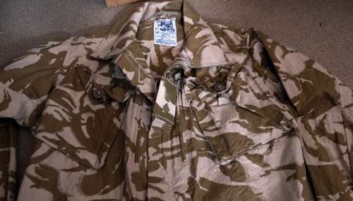 ##2nd Desert Storm Uniform to a British Soldier (Jacket) Large##