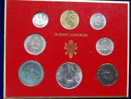 ## 1973 Vatican Unc Coin Set (Silver Spotted) ##