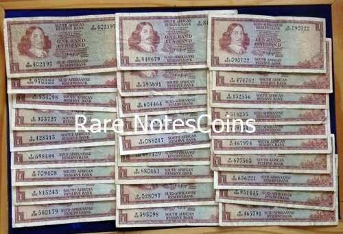 ## 28 TW De Jongh One Rand Notes ##
