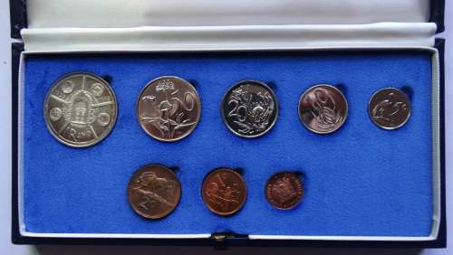 ##  4 Proof sets for 1 bid ##  1967 1968 1974 1987 twin set