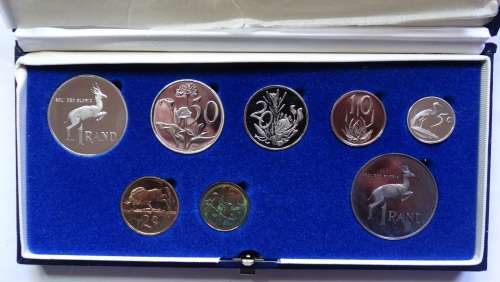 ##  4 Proof sets for 1 bid ##  1967 1968 1974 1987 twin set