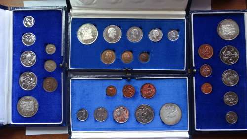 ##  4 Proof sets for 1 bid ##  1971 1972 1975 1976