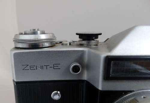 Very Clean and Heavy Zeneit-E camera. 100 % Working. Tested