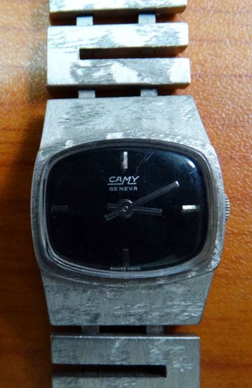 Camy Geneva 17 Jewels Incablock 2cm diameter 18cm length.