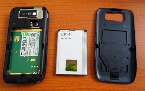 Nokia E63 with Instructions in box . Battery not charging