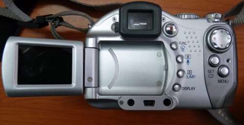 Canon Power Shot S1 IS Digital camera. Working3.2 mega pixel.