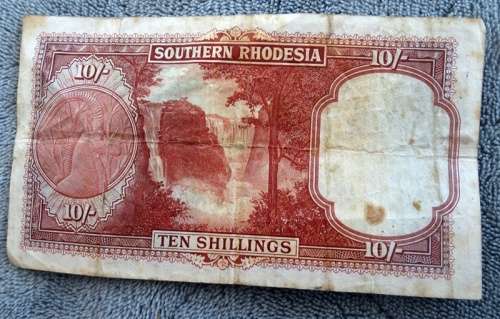 1948 Southern Rhodesia Ten Shilling Banknote. No tears or Holes