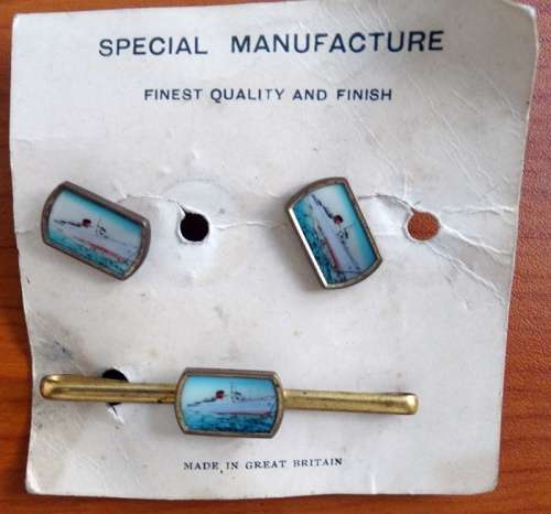 Cufflink and tie pin of Union Castle