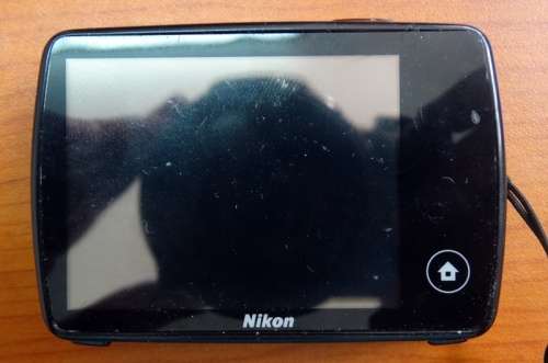 Nikon Coolpix S01 Digital camera. Works. no cable