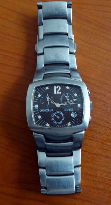 Espirit Chonograph Watch. For spares or restoration. works , needs service.