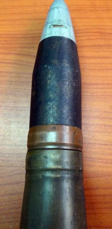 1942 ORIGINAL WWII 40MM BRASS ARTILLERY SHELL Deactivated