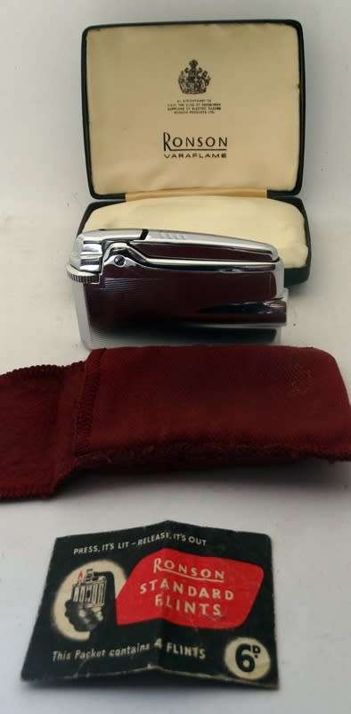 Ronson Varaflame lighter in box