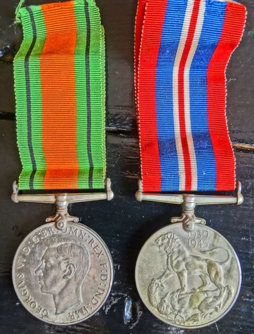 WW2 Medals Group