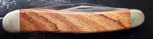 Puma Senior 572. Brand new  Pocket Knife Main Blade 9cm