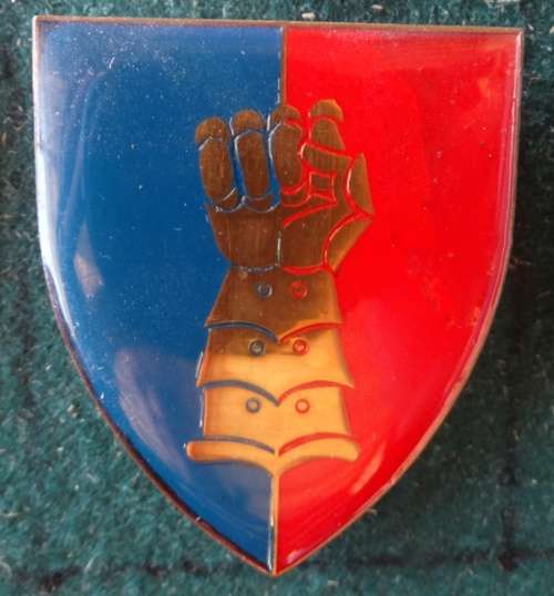 SADF 32 Field Workshop Flash. Pins Intact (83)