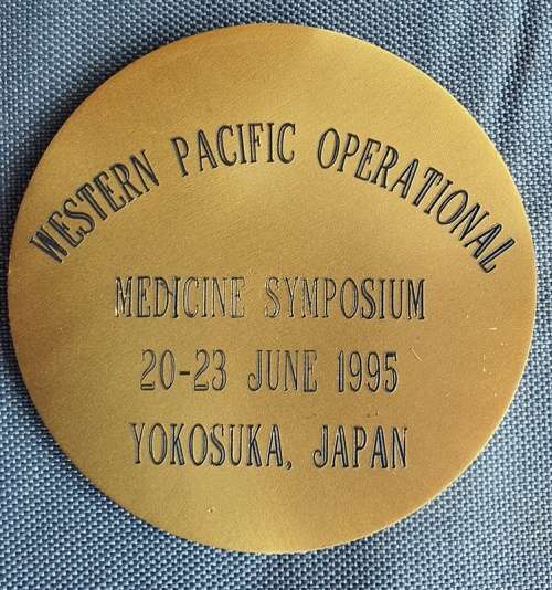 Medallion to LT Genl Knobel from Western Pacific Operations 8,5cm across