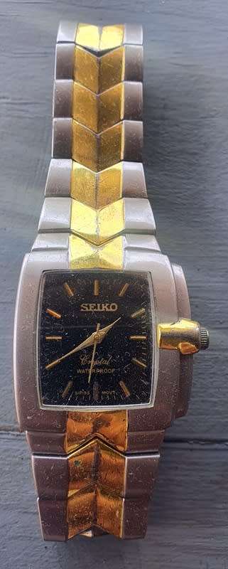 Seiko Crystal Mens Wrist  Watch . Working (Q6)