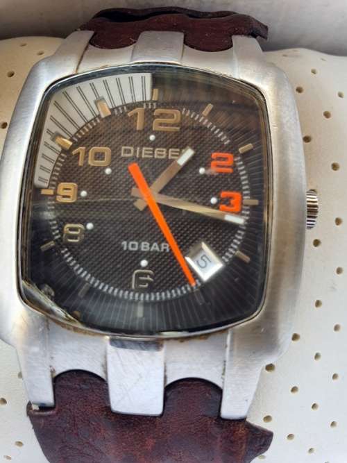 Diesel VX42/VX12  Mens Wrist Watch Works (Q29)