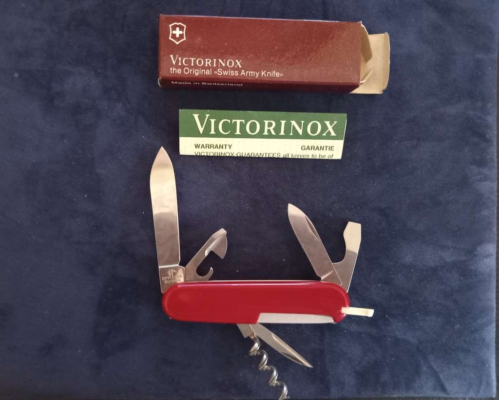 Victorinox  6 Piece Pocket Knive