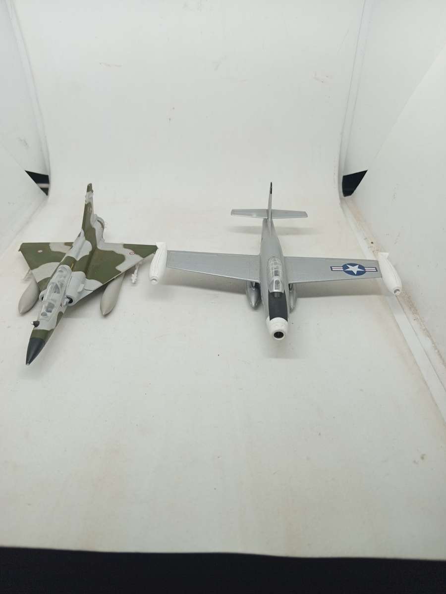 Mirrage and Republic F84 Airplane