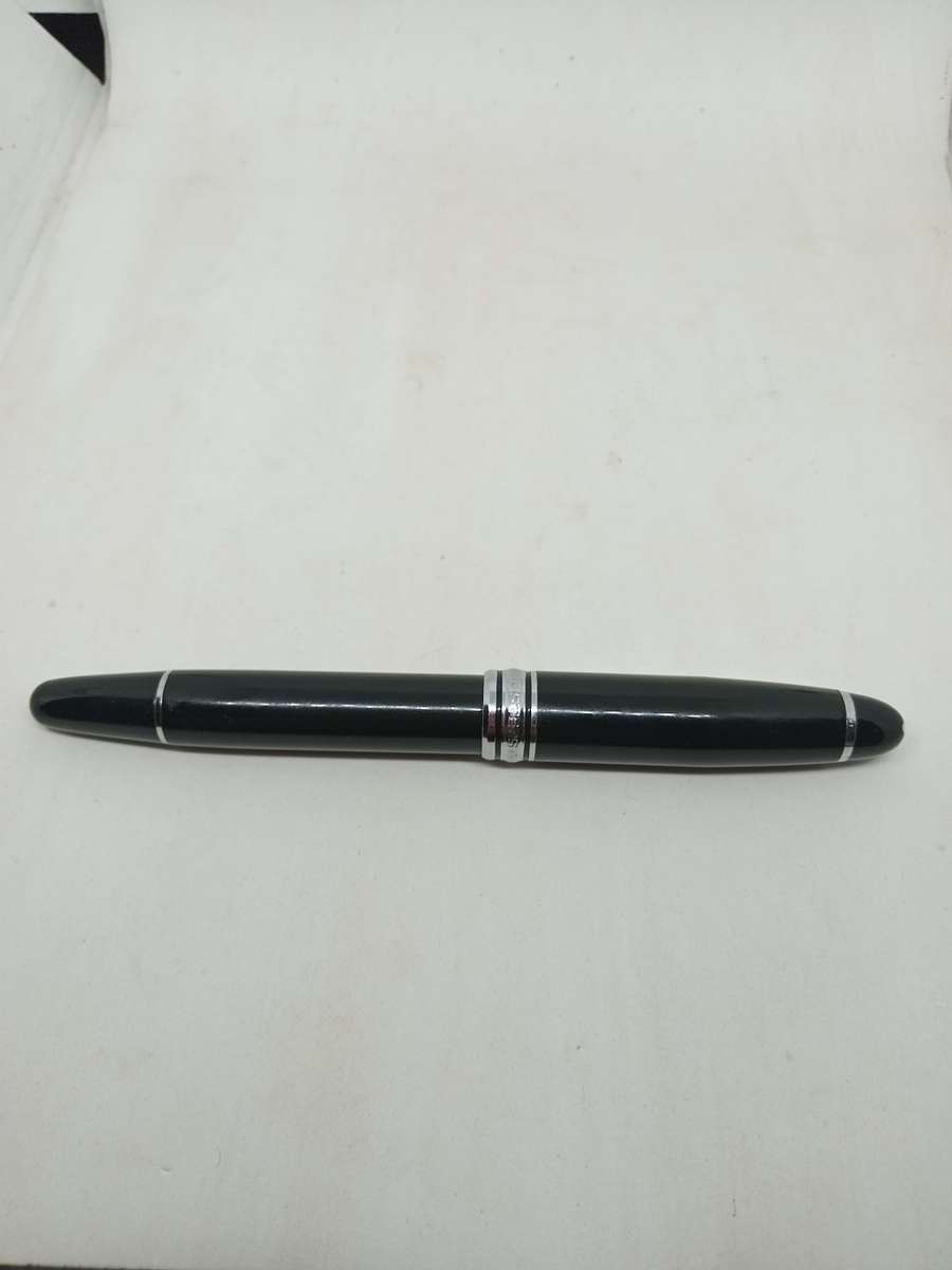 Mont Blanc Ink pen (BLACK)