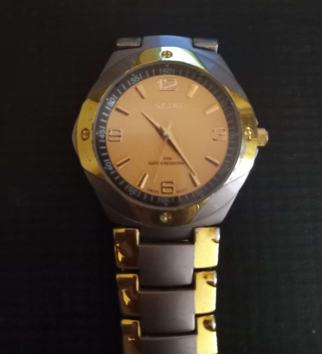Seiko Quartz  Not Tested