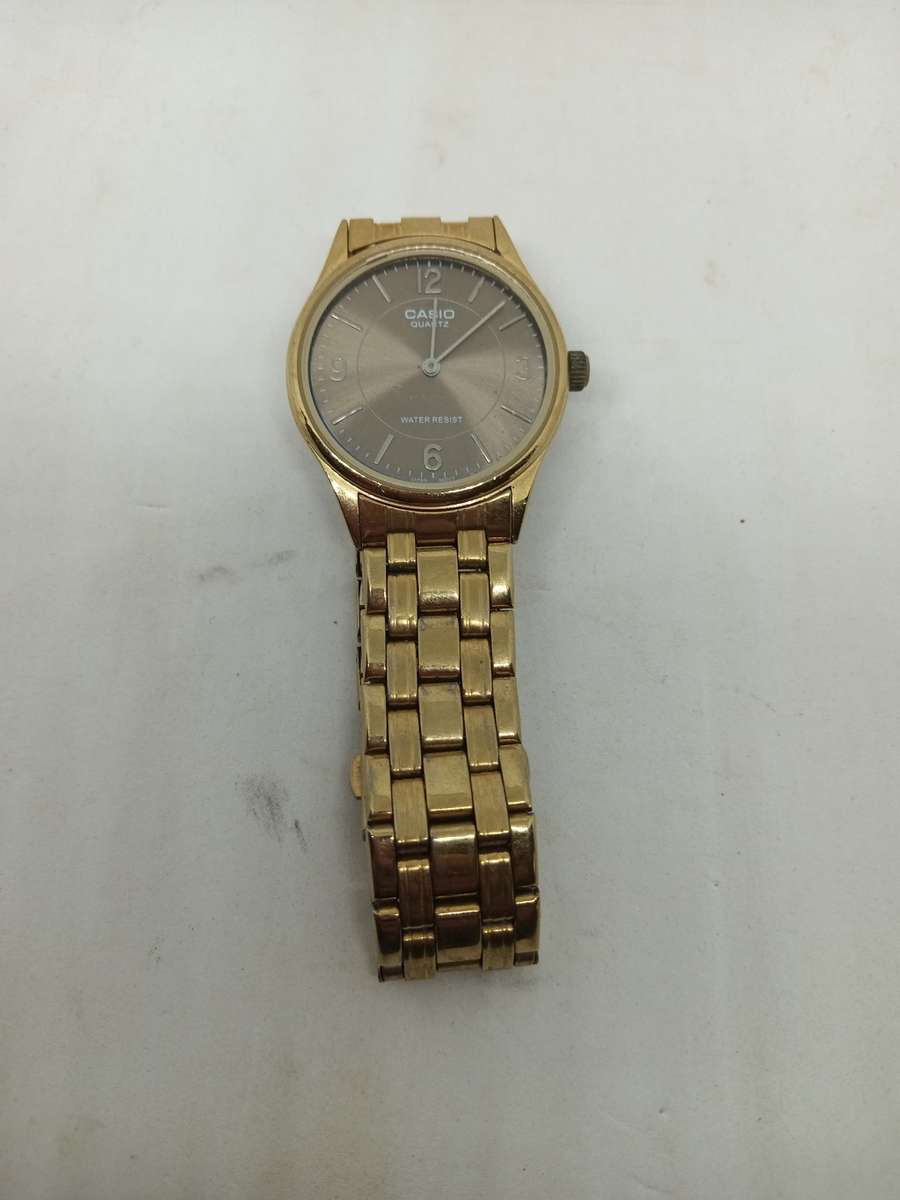 Casio Quartz Watch , Not Tested so take as not working