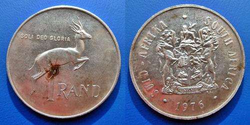 ## Beautiful 1976 South Africa Silver R1 ##