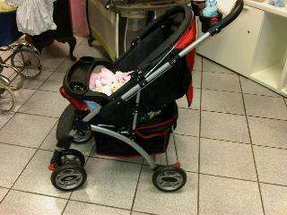 BEAUTIFUL STROLLER/PRAM