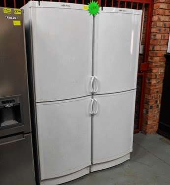 AEG FRIDGE FREEZER SET
