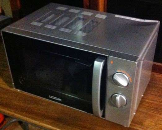 Logik 20L Microwave