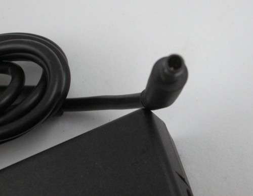 Original Dell 65W Laptop Charger