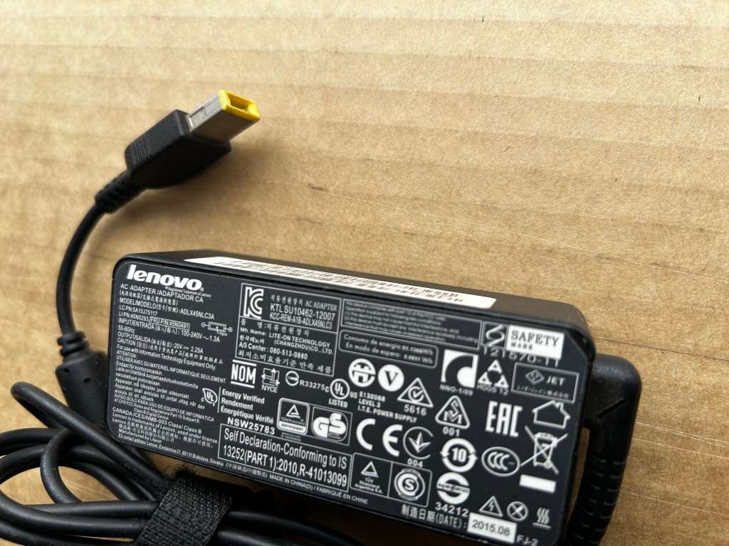Lenovo 45w Laptop Charger - square pin