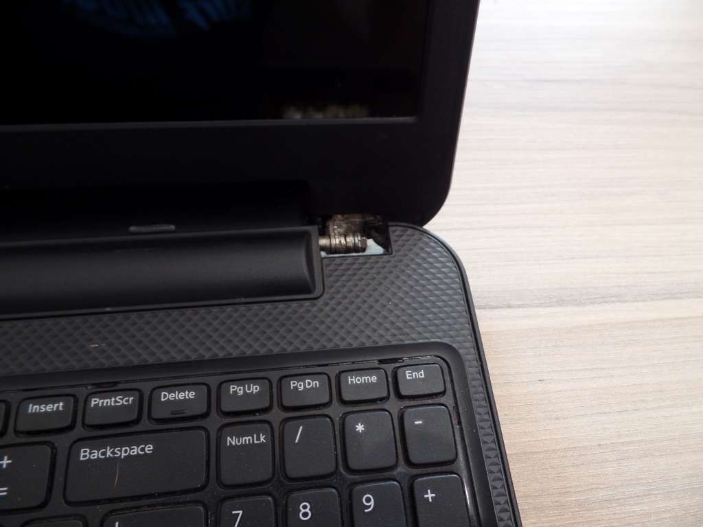 Dell Inspiron 3521 Core i3 1TB HDD 8GB RAM Windows 10 Pro