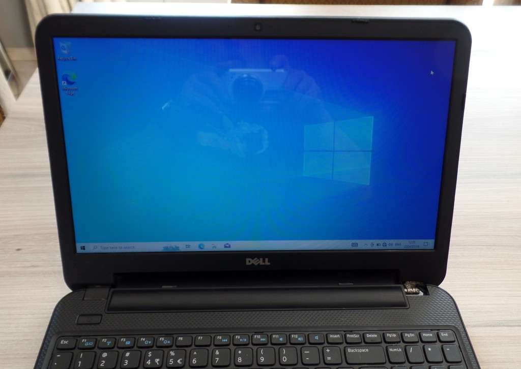 Dell Inspiron 3521 Core i3 1TB HDD 8GB RAM Windows 10 Pro