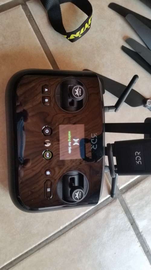 dr3 solo drone almost brand new only flown a few times