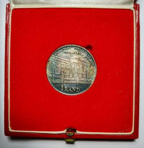 RARE ! - 1985 R1 Commemorative Coin 75th Anniversary of Parliament  - SILVER (PROOf ?) BU in CASE
