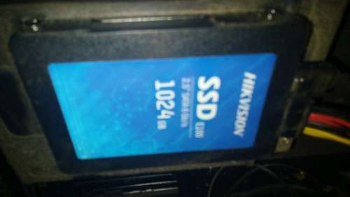Hikvision 1tb Ssd like new