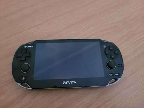 Ps Vita Pch-1004 Henkaku 3.60 with 120 games loaded ***FREE SHIPPING***