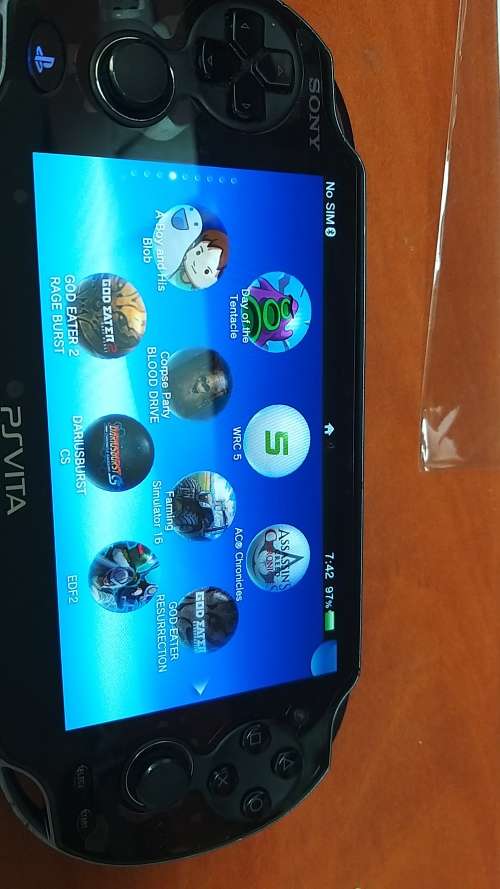 Ps Vita Pch-1004 Henkaku 3.60 with 120 games loaded ***FREE SHIPPING***
