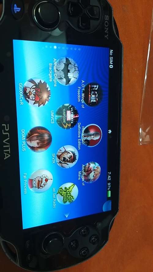 Ps Vita Pch-1004 Henkaku 3.60 with 120 games loaded ***FREE SHIPPING***