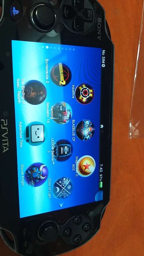 Ps Vita Pch-1004 Henkaku 3.60 with 120 games loaded ***FREE SHIPPING***