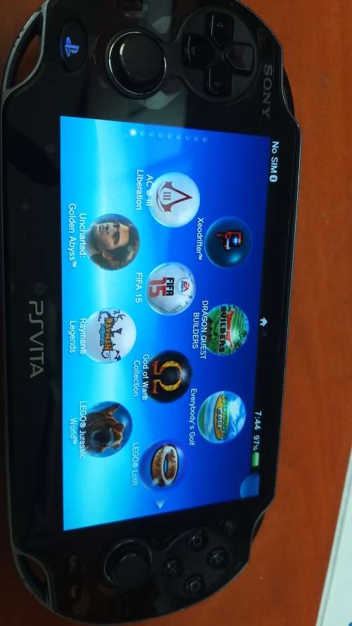 Ps Vita Pch-1004 Henkaku 3.60 with 120 games loaded ***FREE SHIPPING***